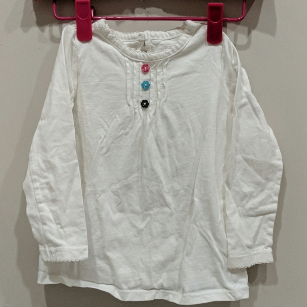 Long sleeve cream top
